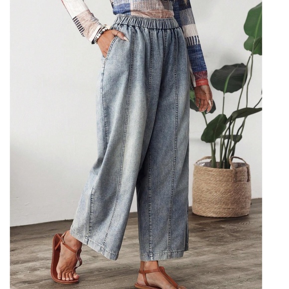 Western Light Wash Stretchy Waist Pockets Wide leg Cropped Denim Jean Pants - Picture 3 of 5